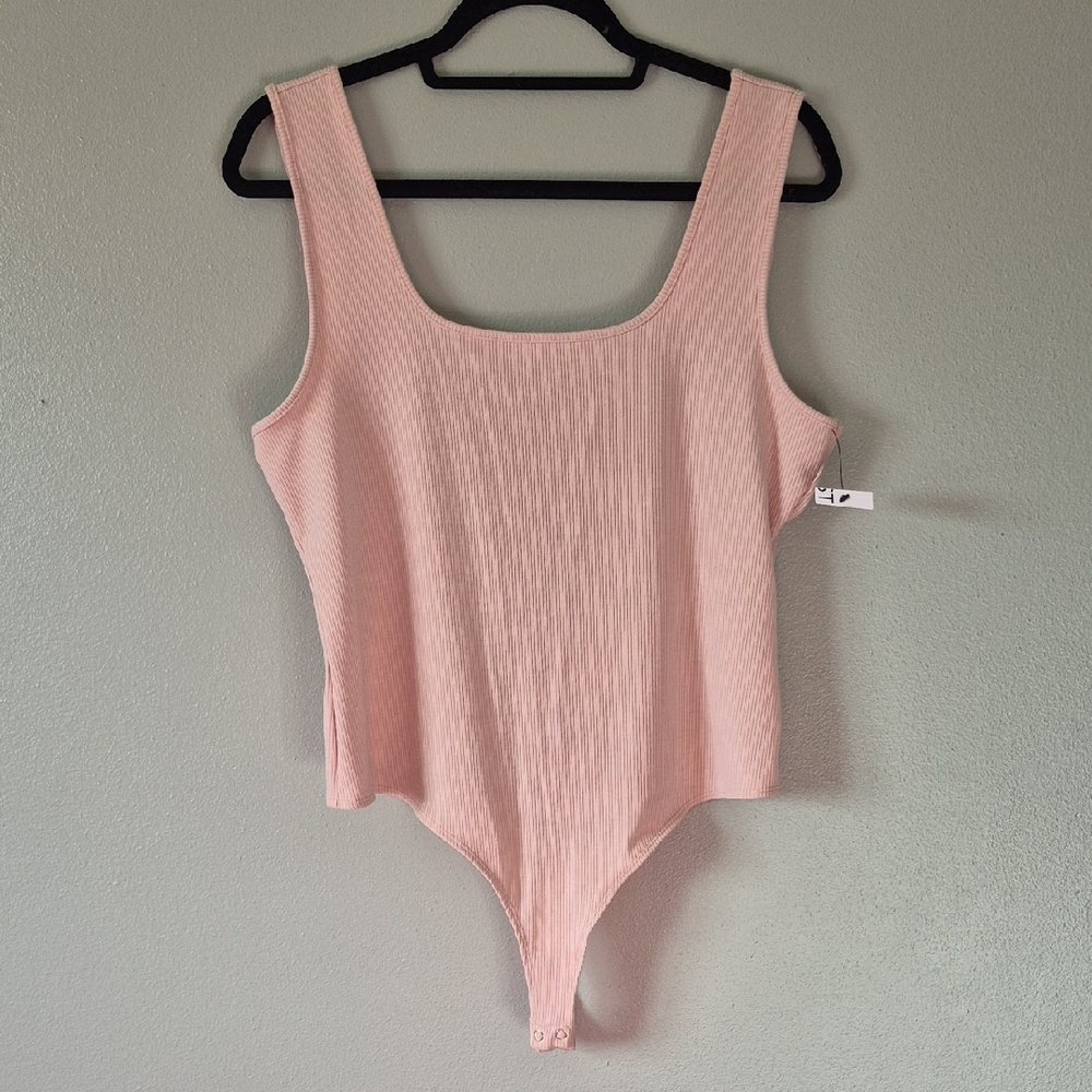 NWT Nine West Faint Whisper Pink Scoopneck Body Suit. Thong.